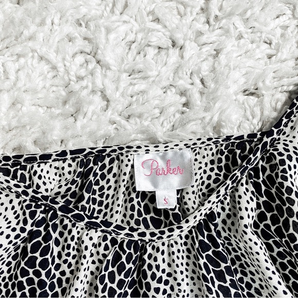 Parker Cold Shoulder Cuff Sleeve Animal Print 100% Silk Blouse Size S - Picture 4 of 8